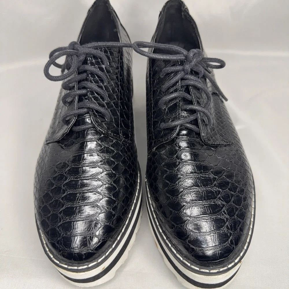 Madden Girl Marshall Platform Oxfords 9 Black Snakeskin Goth Lug Sole Grunge